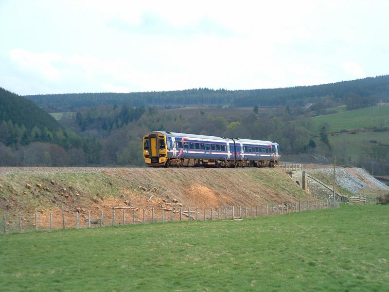 Westbound First Scotrail 158, Boat o'Brig Good Friday 2009: Photo of Westbound First Scotrail 158, Boat o'Brig Good Friday 2009
