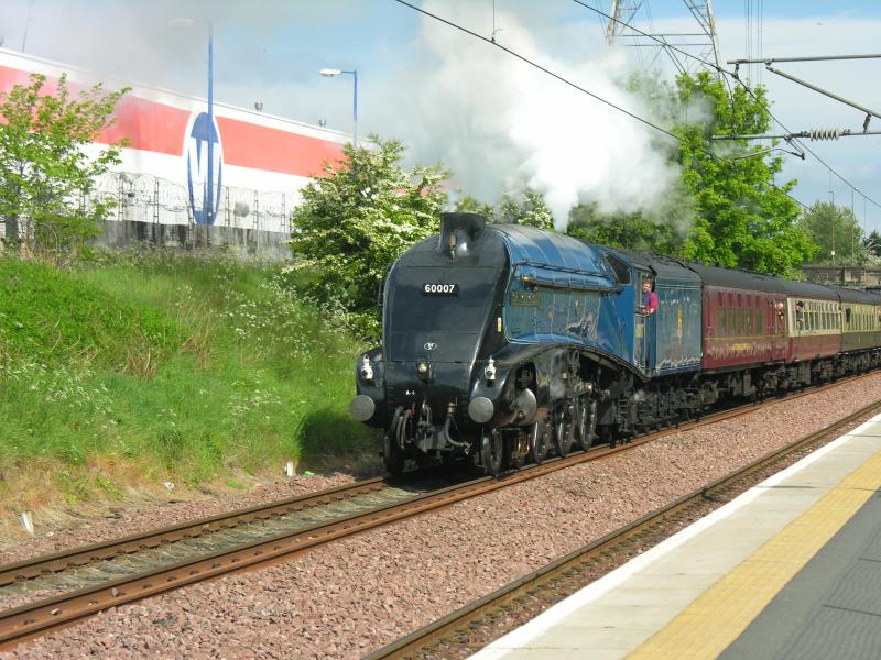 60007 : Passing Brunstane 17 May 09 Photo of 60007