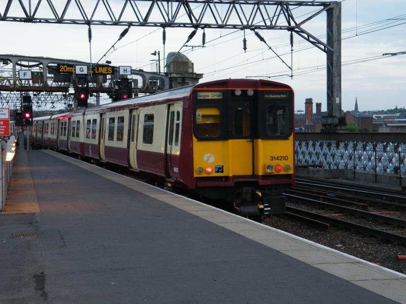 314-210: Departing Platform 12 of Glasgow central Photo of 314-210