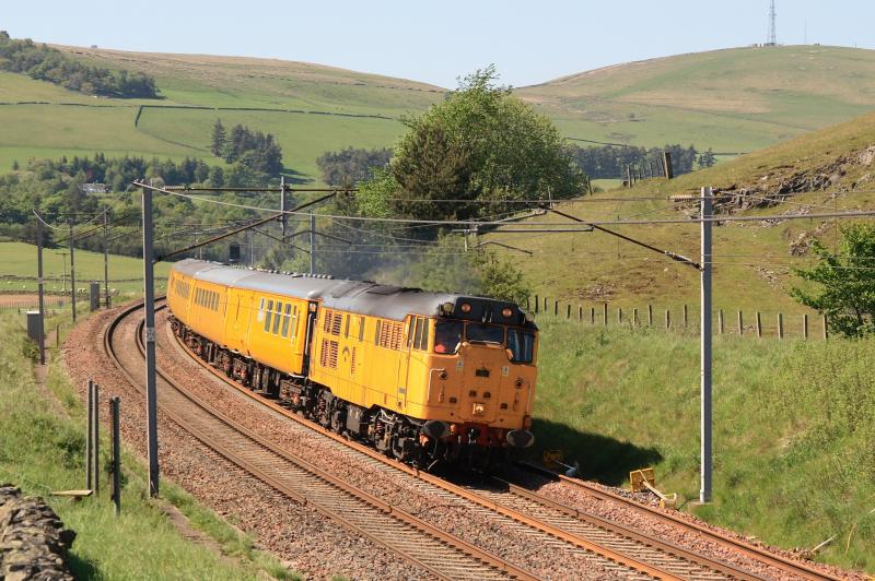 31602 on 1Q20: 31602 with 9701 on 1Q20 08.18 Mossend to Derby between Abington & Crawford. Photo of 31602 on 1Q20