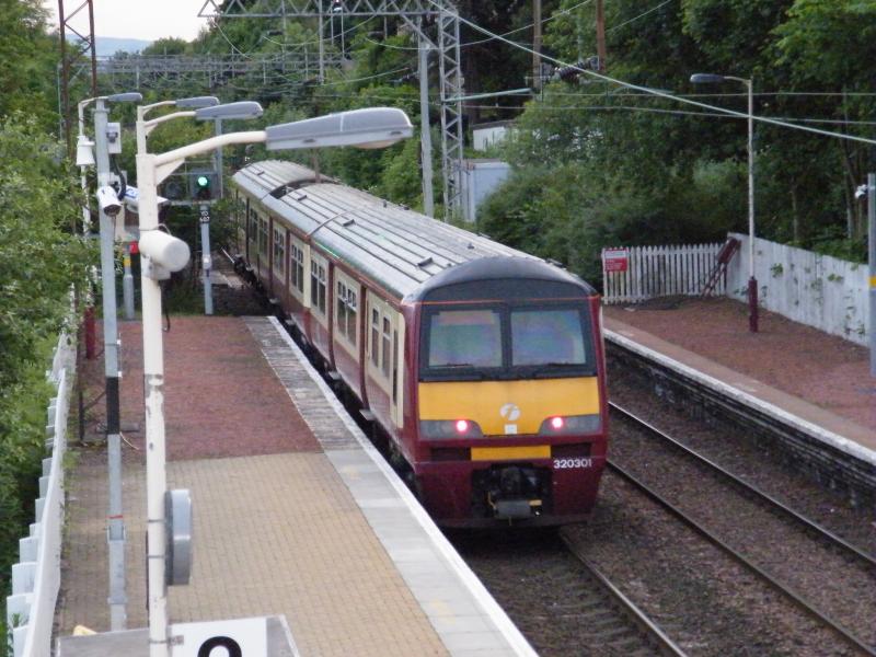 320-301: Departing Bowling for Dumbarton East and via every station to Balloch. Photo of 320-301
