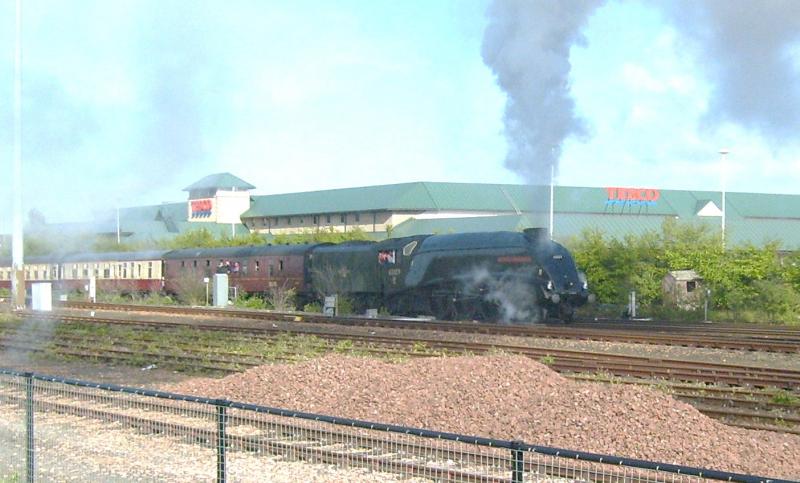 Another View of 60009: 60009 Union Of South Africa works hard uphill from Dundee Station on the return Coronation, Sunday 17th May. Photo of Another View of 60009