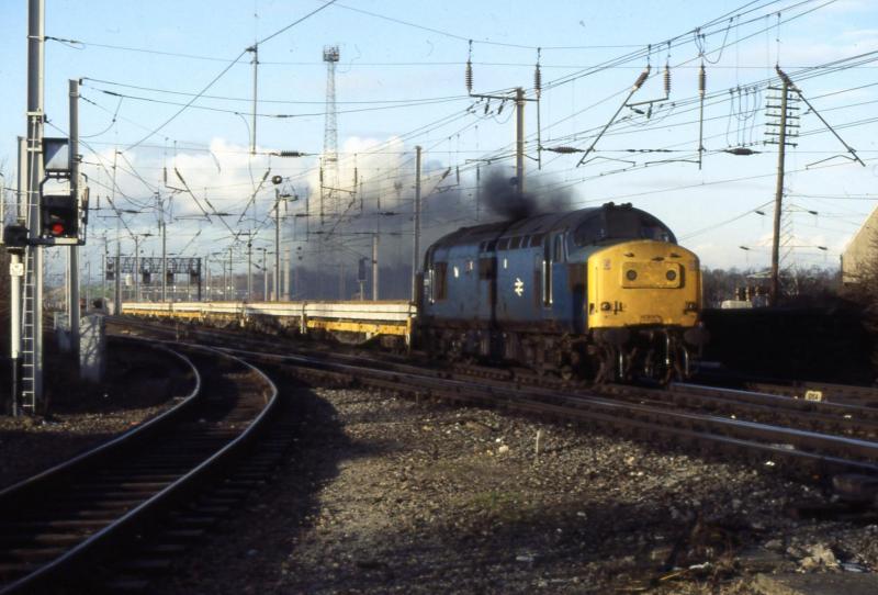 37 clagging thro Mossend: 37170 with engineers train clagging through Mopssend 10.2.89 Photo of 37 clagging thro Mossend