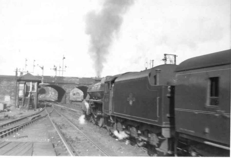 Callander bound: 5.12pm to Callander leaving Buchanan Street in August 1964 behind Stirling Black 5 stalwart 45359. Photo of Callander bound