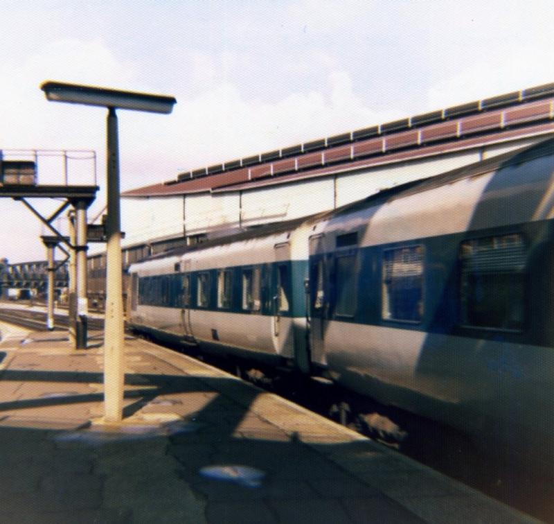 Final day: Former Blue Pullman set at Paddington on their final day in May 1973. Power Car 60098 leading as the ECS from the last Up morning South Wales Pullman leaves. Photo of Final day