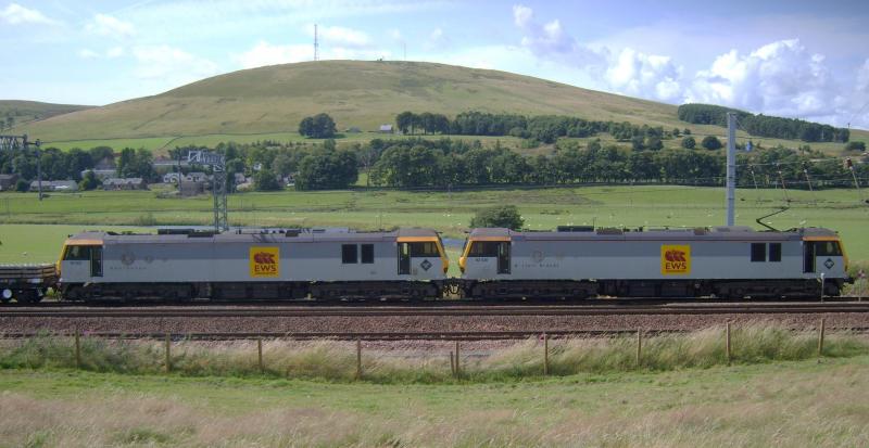 Class 92s .Abington Loop: 92003 and 92036 await exit from theloop at Abington on the Carlisle-Mossend Departmental, 06/08/2009 Photo of Class 92s .Abington Loop