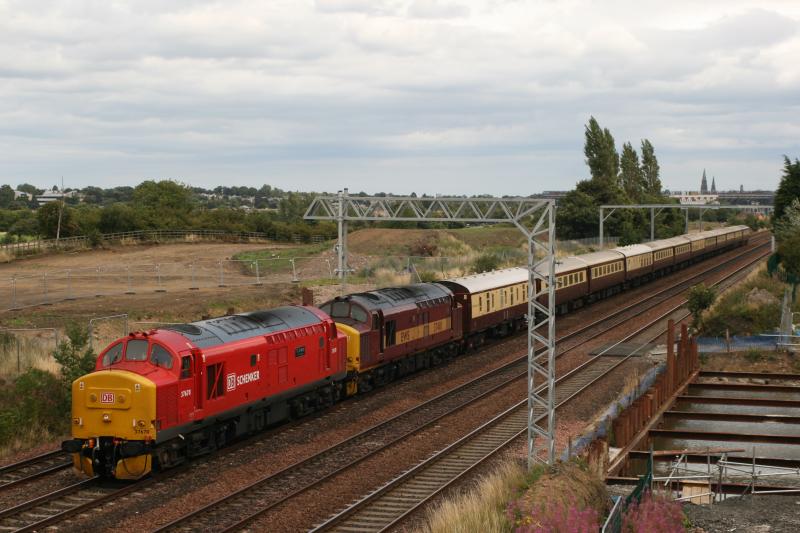 Photo of 37s on Northern Belle at Saughton on 8 August 2009