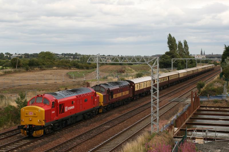37s on Northern Belle at Saughton on 8 August 2009: 37670 leads 37401 on the Northern Belle as it passes the electrification and tram works on its way to Inverness Photo of 37s on Northern Belle at Saughton on 8 August 2009