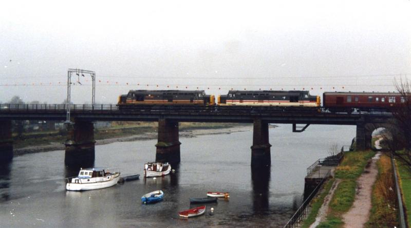 Monarch of the Glen: A pair of 37s with the Monarch of the Glen InterCity Land Cruise for Mallaig crossing the Leven in 1993. Photo of Monarch of the Glen