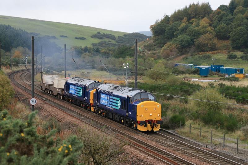 37194 + 37688 on 6M50: 37194 + 37688 on the early running 6M50 15.07 Torness to Carlisle at 14.16 passing the site of Penmanshiel Tunnel (30 mins later visibility 400 metres) Photo of 37194 + 37688 on 6M50