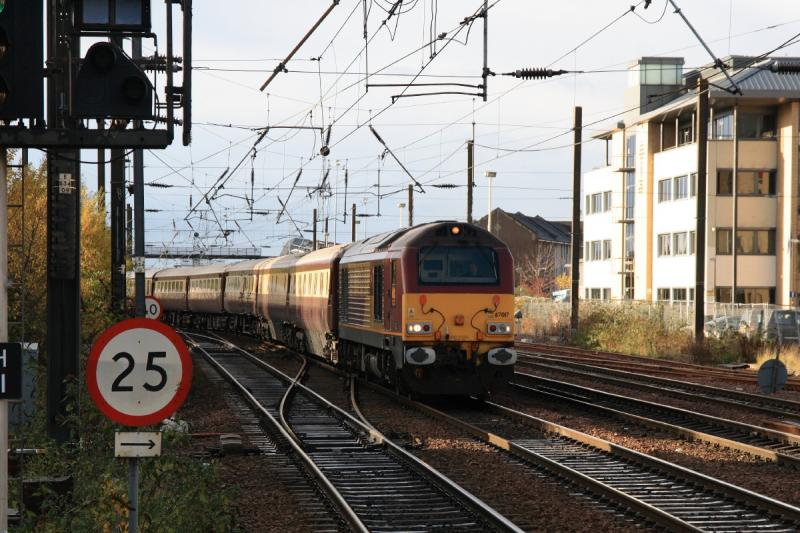 67017 on 1Z67: 67017 leading 67016 on 1Z67 06.22 Crewe to Edinburgh approaching Haymarket. Photo of 67017 on 1Z67