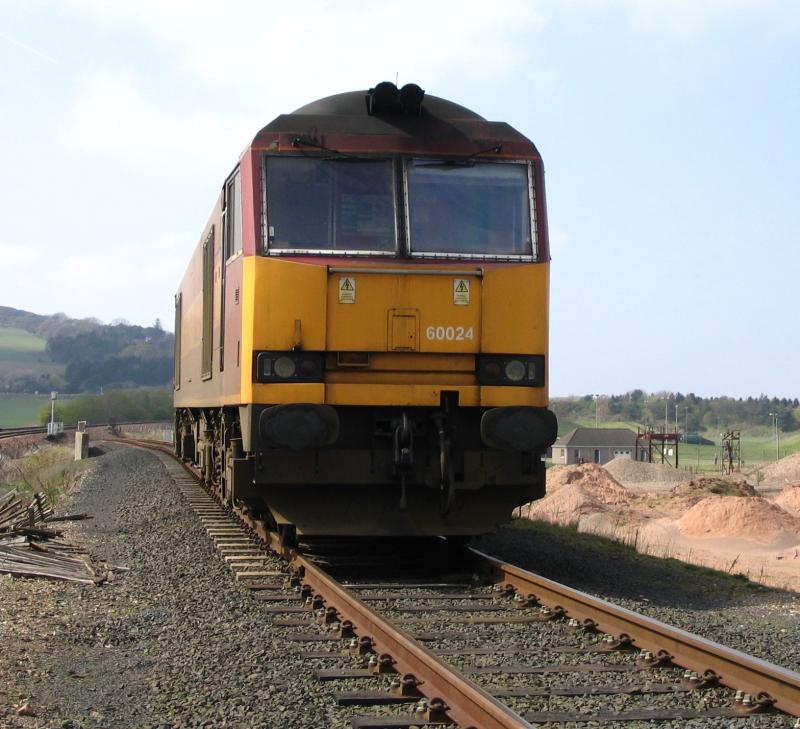 60024: 60024 stabled at St Fort aviation fuel terminal, May 2005 Photo of 60024