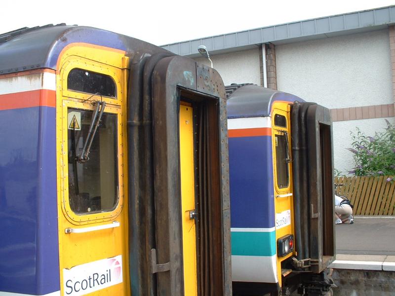 Front Ends: Front end study of Class 156476 and 156477 as they rest at Oban on 22nd of July, 2007 Photo of Front Ends