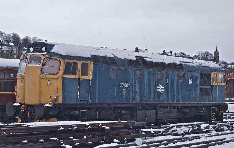 27001 Freezing at Bo'ness: 27001 on a freezing 27th December 2009 morning at Bo'ness. Photo of 27001 Freezing at Bo'ness