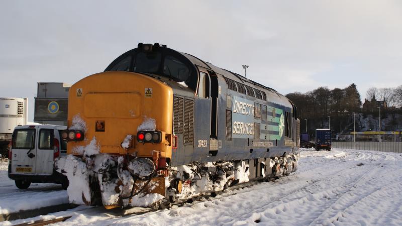 37423 Inverness Needlefield: 37423 idles in Inverness Needlefield prior to working snow clearing trip to Kingussie Photo of 37423 Inverness Needlefield