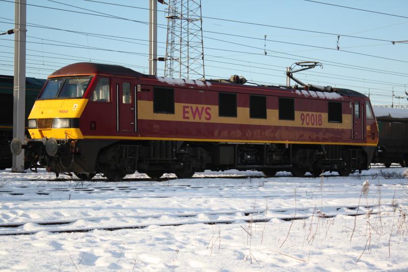 90018: 90018 at mossend 3/1/2010 Photo of 90018