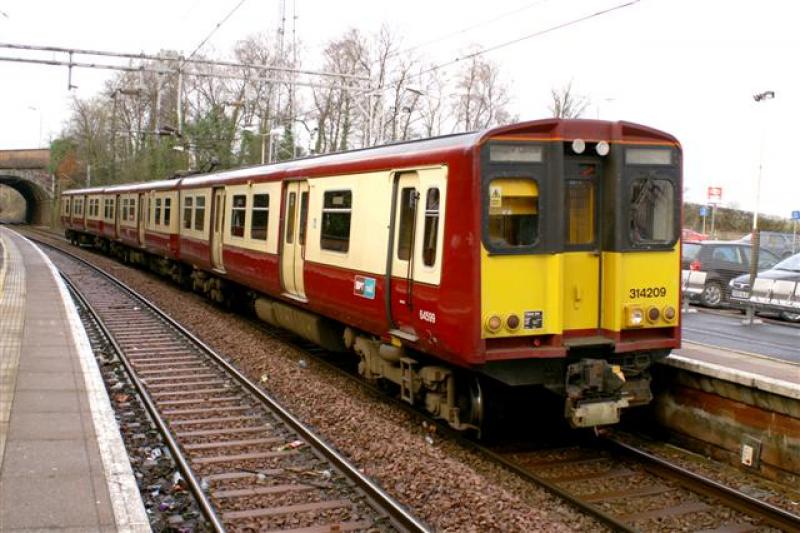 314209: 314209 at Patterton with a Central bound service on the 21st February 2007 Photo of 314209