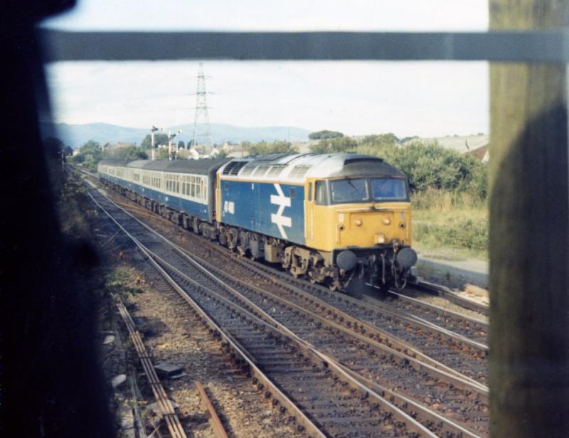 Edinburgh bound: 47468 at Larbert Junction in July 1988 with the 1415 from Inverness to Edinburgh. Photo of Edinburgh bound