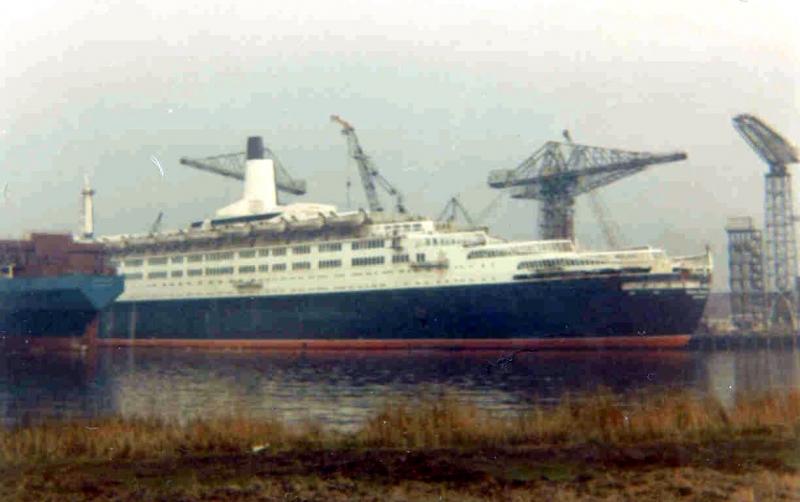 Ready to leave forever: QE2 at Clydebank a week before she left forever- November 1968. Photo of Ready to leave forever