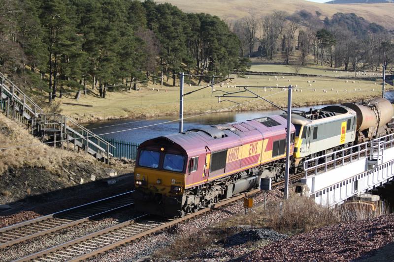 66102,90036 Passing Crawford: 66102,90036 Passing Crawford @ 10:47 1/3/10 + single tank. Photo of 66102,90036 Passing Crawford