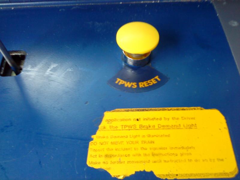 158 TPWS Reset: This shows the AWS reset button are now shown as the TPWS reset button Photo of 158 TPWS Reset