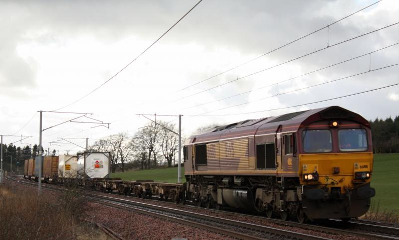 6E16: 6E16 -66118 Passing Cartland 16:47 28/3/10. Photo of 6E16