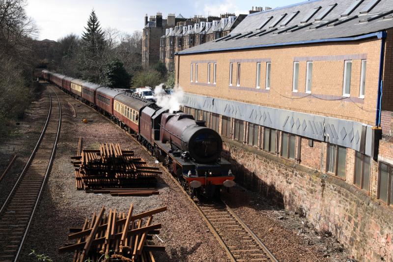 6201 on 1Z90: 6201 passing the the site of Newington Stn. on 1Z90 05:51 Liverpool Lime Street - Edinburgh, sun out. Photo of 6201 on 1Z90