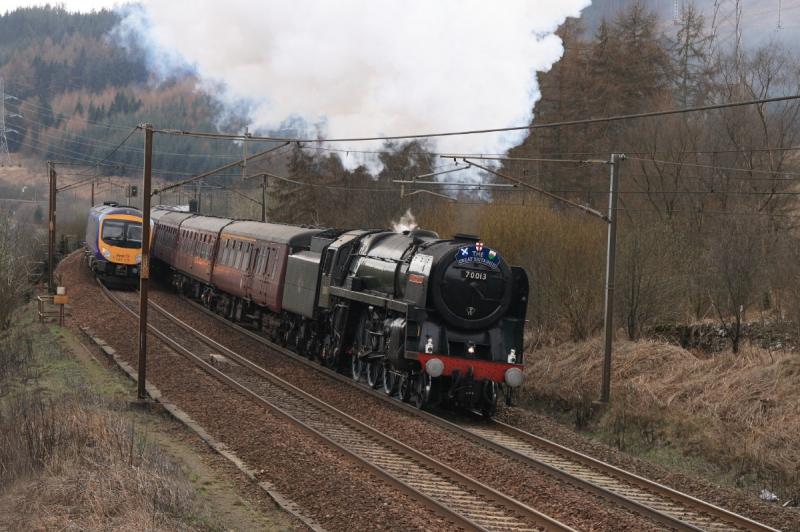 70013 on 1Z60: 70013 climbing Beattock Bank at Greskine on 1Z60 09.11 Preston to Glasgow Central. Photo of 70013 on 1Z60