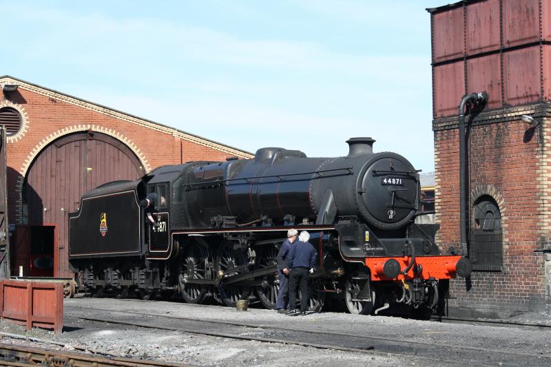 44871 on shed at Bo'ness.: 44871 rests up after yesterday's trip to Stranraer. Photo of 44871 on shed at Bo'ness.