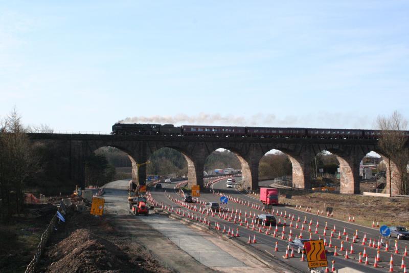 Cromwell crossing Castlecary Viaduct. GB3 11/04/10: Photo of Cromwell crossing Castlecary Viaduct. GB3 11/04/10