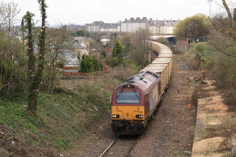 67008 at Meadowbank: 67008 passes the closed station at Meadowbank on 6B46 Oxwellmains to Powderhall on 19/04/2010.This view looking towards Piershill Jct is much clearer after tree felling.More could have been felled. Photo of 67008 at Meadowbank