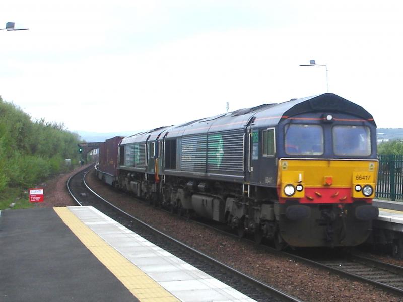 66417_66419 4Z67 Til.-G'mouth 27.4.07.JPG: Victa freight 4Z67 passes Camelon on 27.04.07 to Grangemouth from Tilbury Photo of 66417_66419 4Z67 Til.-G'mouth 27.4.07.JPG