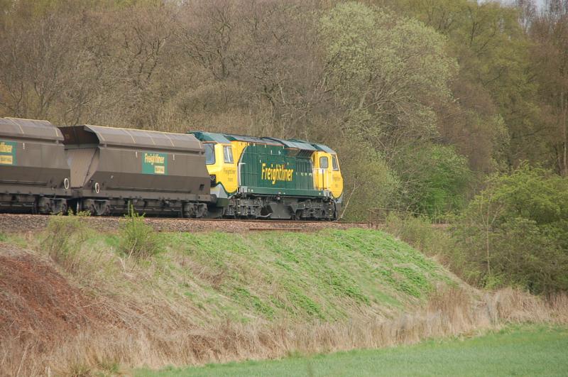 70005: 70005 approaching the site of the old Alloa Junction Photo of 70005