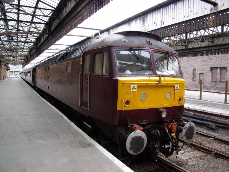 Royal Scotsman: 47786 'Roy Castle OBE' sits at Perth with the Royal Scotsman classic tour day 4 1H82 kingussie - Dundee (via Perth) 13/05/10 Photo of Royal Scotsman