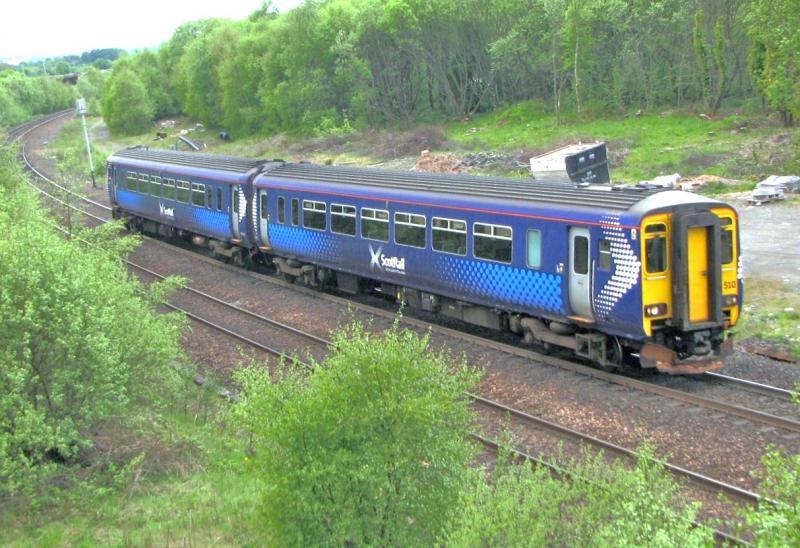Class 156 at Greenhill.: Photo of Class 156 at Greenhill.
