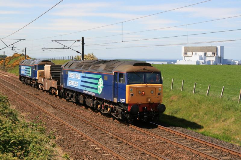 57007 leading 57011: 57007 leading 57011 on 6M50 15.07 Torness to Carlisle passing Torness Power Stn. slowing down to reverse on 02/06/2010. Photo of 57007 leading 57011