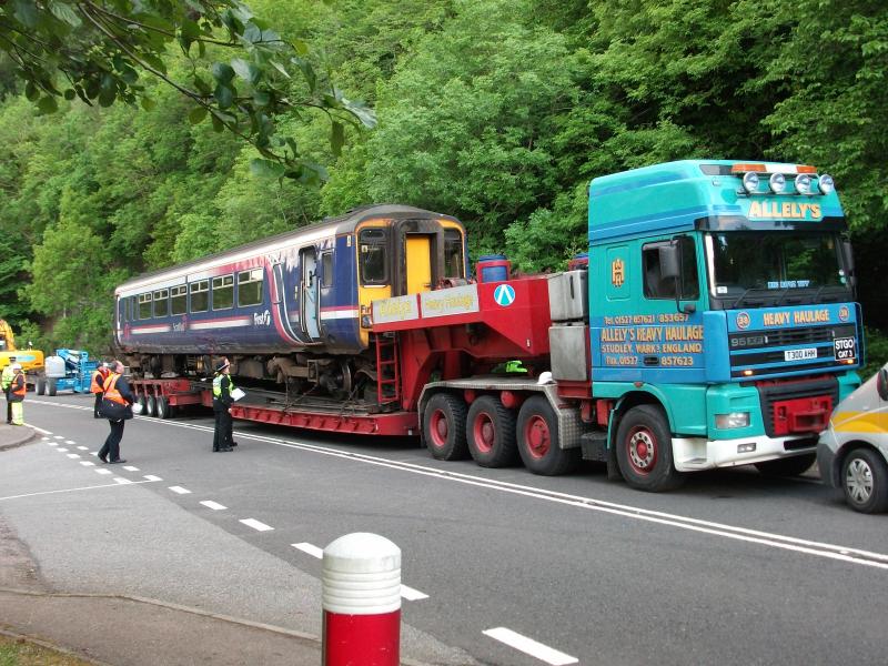 Photo of 156499 derailment 052.jpg