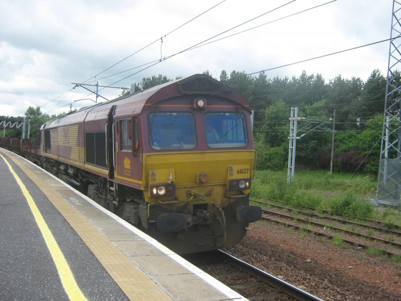 66127: 66127 Head Through Carstairs Hauling The Dalzell Lackenby Steel Train On The 18/6/2010 Photo of 66127
