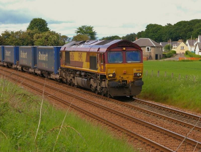Stobart Rail: Passing Luncarty Photo of Stobart Rail