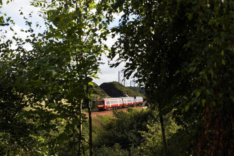 SPTE in Fife: 170471 screams its way up the 1 in 70 towards The Forth Bridge on 16th July 2010. Photo of SPTE in Fife