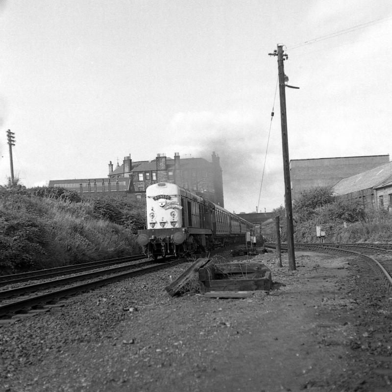 20089.jpg: 20 089 on SRPS trip to Kinneil leaving Grahamston (1987?) Photo of 20089.jpg
