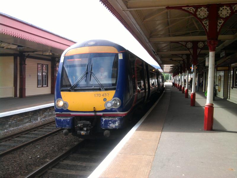 Aviemore arrival: 170 432 arrives at Aviemore with a train for Inverness. Photo of Aviemore arrival