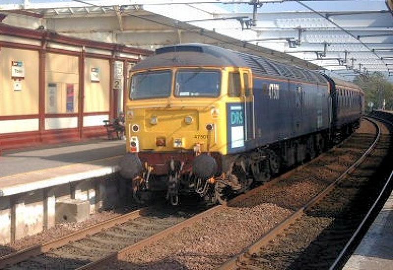 1Z12 Stranraer - Darlington: 47 501 Dead in tow on the 1Z12 Stranraer - Darlington 9th June, 2007 Photo of 1Z12 Stranraer - Darlington
