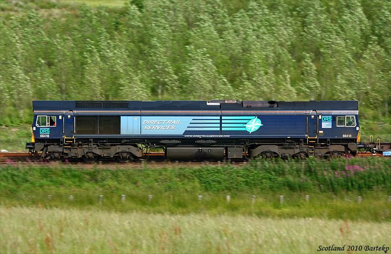 66 in Carmont: 18th JUly. 66 DRS passed Carmont with containers to Aberdeen. Photo of 66 in Carmont