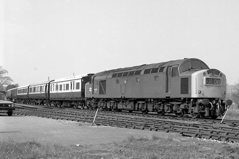 40 173 on SRPS Tour at Dufftown.jpg: Photo of 40 173 on SRPS Tour at Dufftown.jpg
