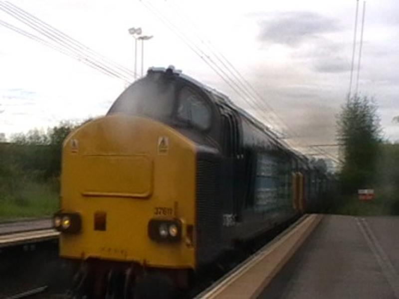 Class 37s 4M82: Class 37s Work The 4M82 From Coatbridge To Daventry Photo of Class 37s 4M82