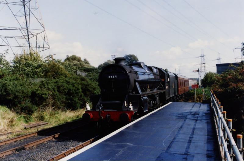 Longannet passenger: 44871 heads the Longannet to Culross shuttle during power station open day 12.9.92. D5300 on the other end Photo of Longannet passenger