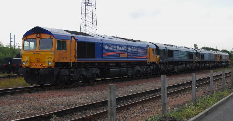 0S16 Cavalcade @ ME DuBiouS siding 26/08/10: GBRf 66722/403/404/706 allocated for far north engineering works await theirturn of work at 0815
By early afternoon 722 had already left to carry out this work Photo of 0S16 Cavalcade @ ME DuBiouS siding 26/08/10