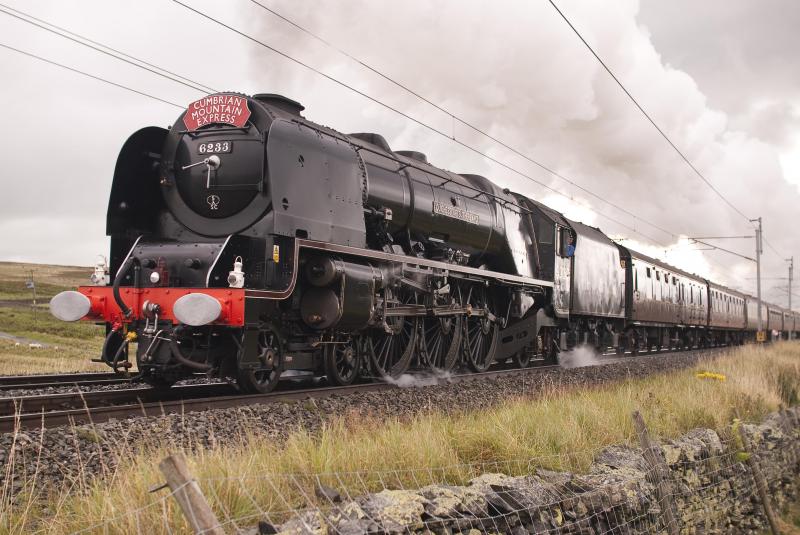 Duchess of Sutherland: The Duchess looking pristine in black on an easy run up Shap 28.8.10 Photo of Duchess of Sutherland
