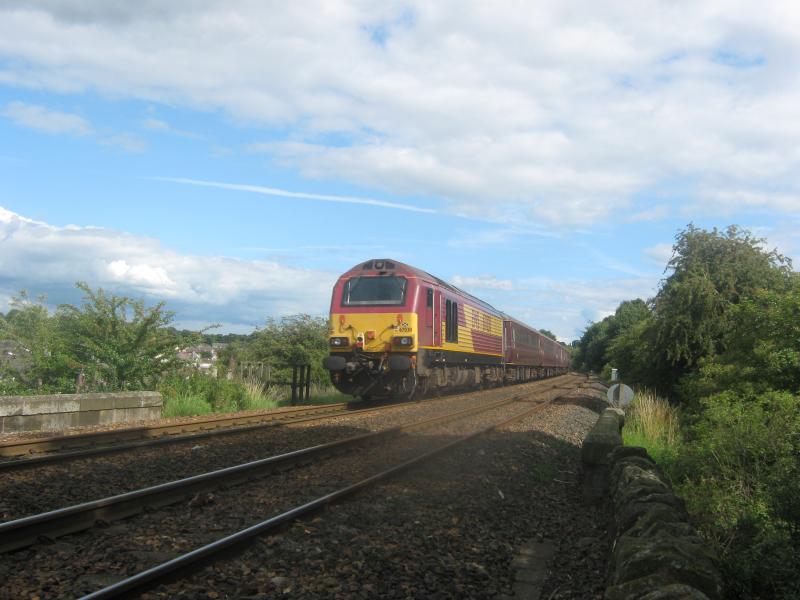 EWS 67: EWS Class 67 67030 Rolls Through Linlithgow Bridge On The 24/8/10 TnT With 67021 Hauling The Fife Circle Empty Coaching Stock From Perth Photo of EWS 67